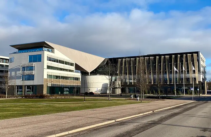 Biofore-talo (UPM pääkonttori) Alvar Aallon katu 1 (Kluuvi, Helsinki) tammikuu 2023
