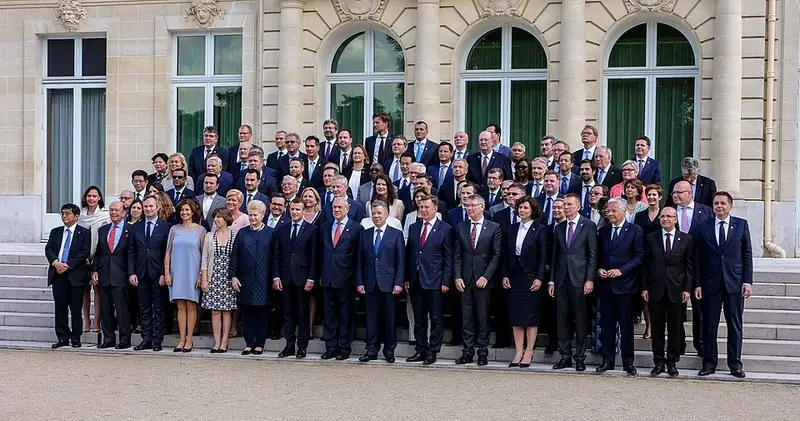 Außenministerin Karin Kneissl nimmt am Ministerial Council Meeting der OECD in Paris teil. (27619529467)