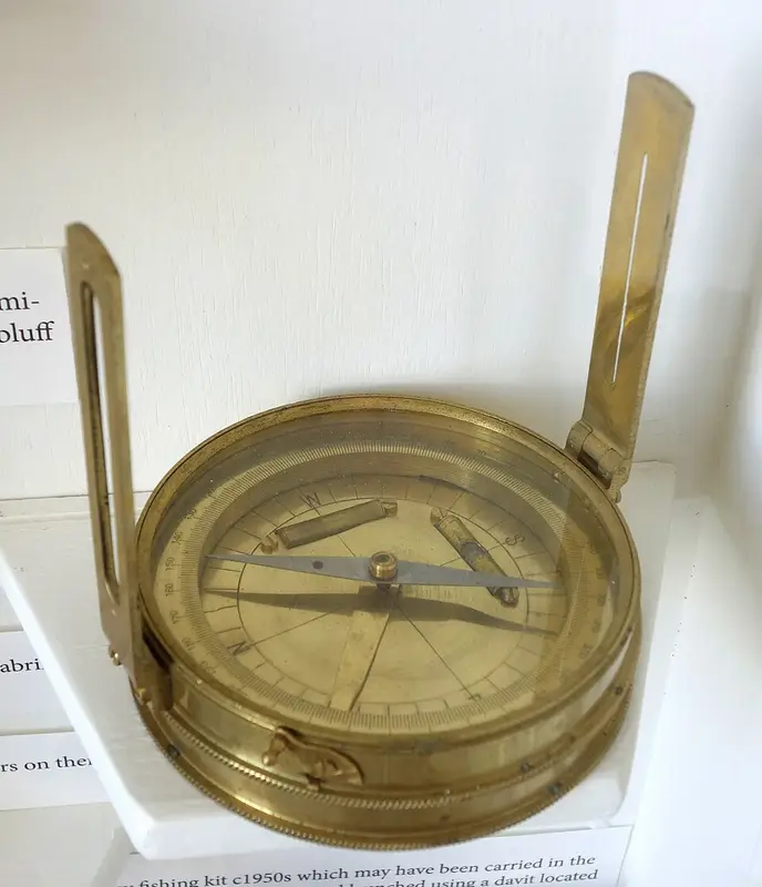 Compass by Smith & Son, London, brass, similar to those used in 1870 by US Coast Surveyors at Point Cabrillo - Point Cabrillo Light Museum - California - DSC019