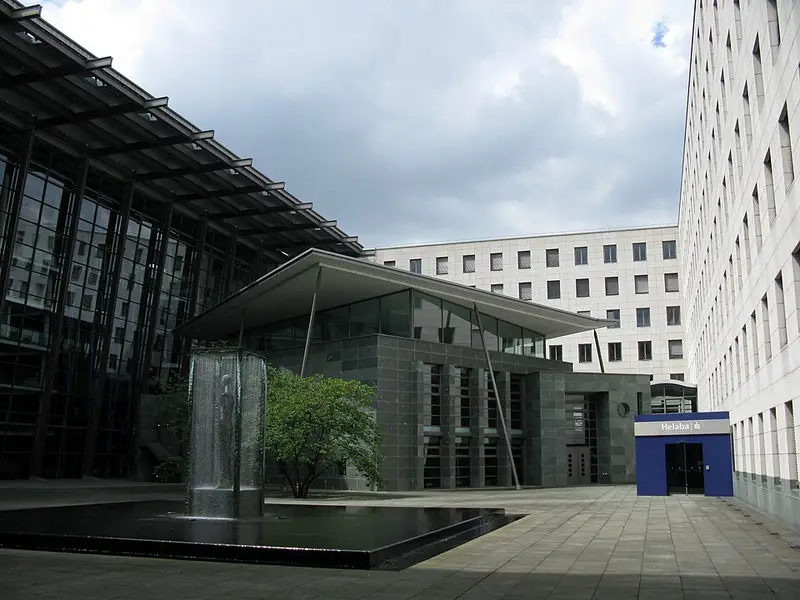 IKB Deutsche Industriebank + Helaba an der Uerdinger Straße in Düsseldorf 2