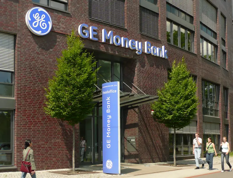 GE Moneybank Head