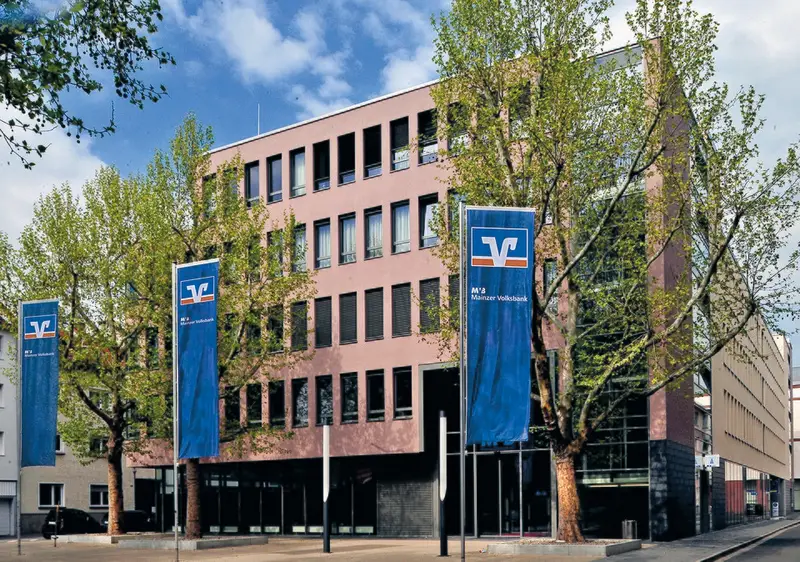 Zentrale der Mainzer Volksbank am Balthasar-Maler-Platz in Mainz