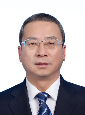 HE Xinhong