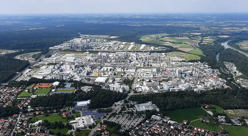 Aerial image of the Wacker Chemie plant in Burghausen (view from the south)