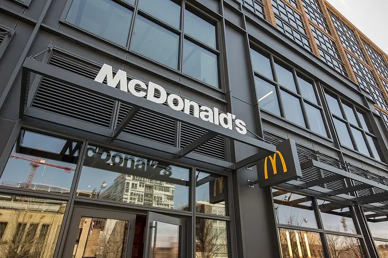 New-McDonald-HU-lg (43261171540)