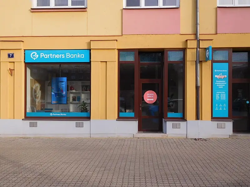 Praha Vrsovice Kubanske namesti 7 Partners Banka