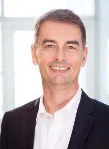 Dr. Andreas Dartsch