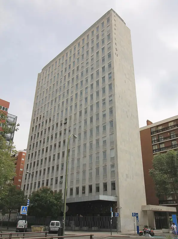Edificio Arapiles 13 (Madrid) 02