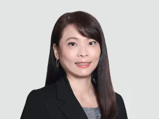 Josephine Lee