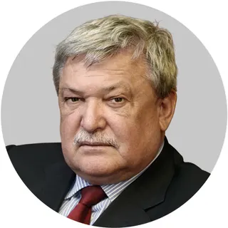 Dr. Sándor Csányi