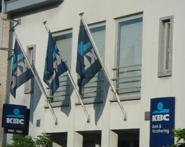 KBC-bankkantoor in Wakken