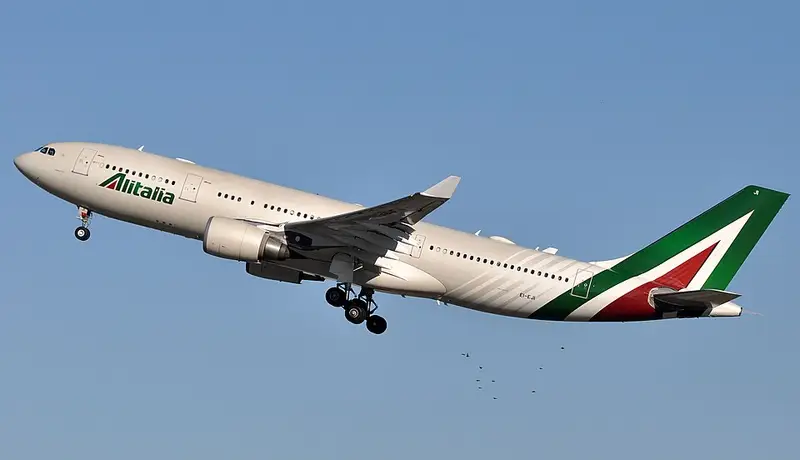 EI-EJI FCO (24869064081)