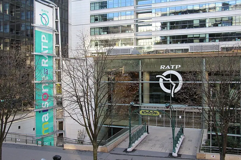 Paris - Maison de la RATP (27734576532)