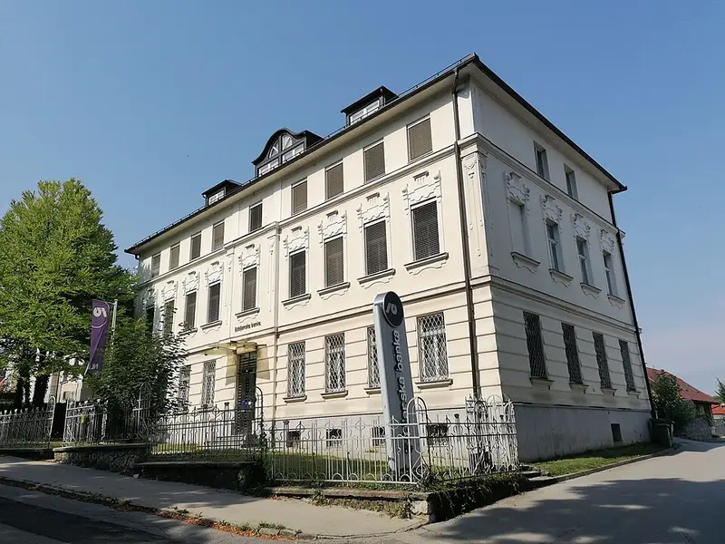 NLB Kandija, Novo mesto