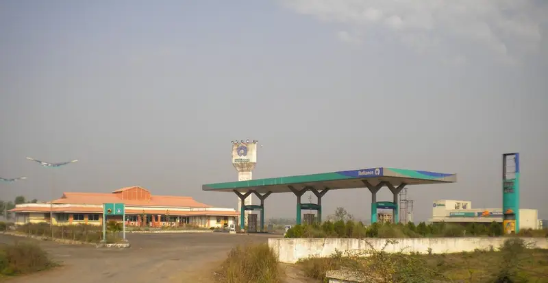 RELIANCE PETROL PUMP - panoramio