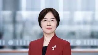Zou Jiayi